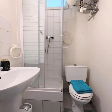 Beau Confortable Apartment Paris